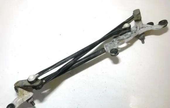 KIA Sorento Front wiper linkage and motor