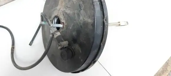 Peugeot 406 Brake booster