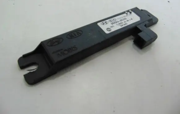 KIA Stinger Aerial antenna amplifier
