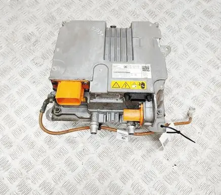 Mercedes-Benz EQB Voltage converter inverter A0009009935 A0009015211