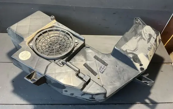 Audi A4 S4 B6 8E 8H Subwoofer speaker 8E903538203S 4913410304