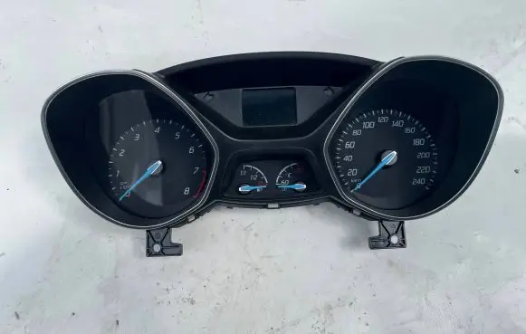 Ford Focus Speedometer (instrument cluster) BM5T-10849-BAH BM5T14C226AE BM5T14C026AAD