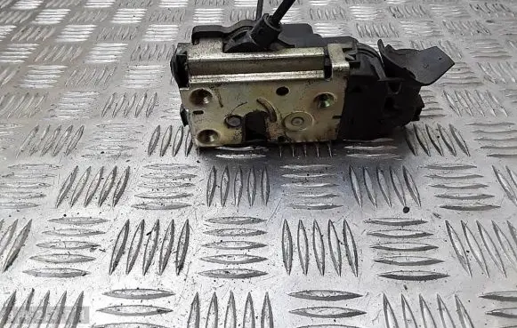 Renault Scenic II - Grand scenic II Front door lock