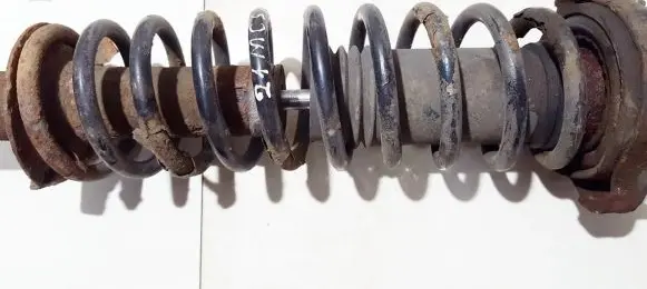 Mitsubishi Carisma Rear coil spring