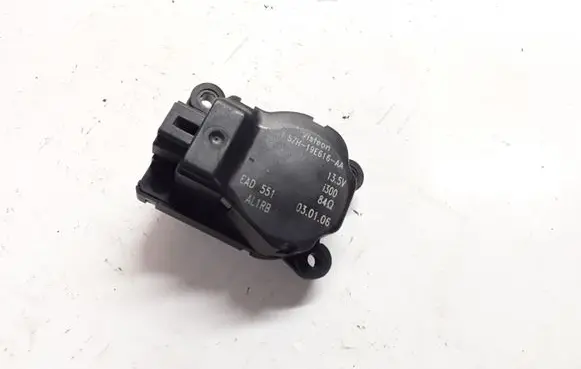 Ford Mondeo Mk III Air flap motor/actuator 1S7H19E616AA