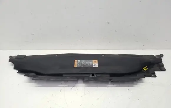 Radiator trim