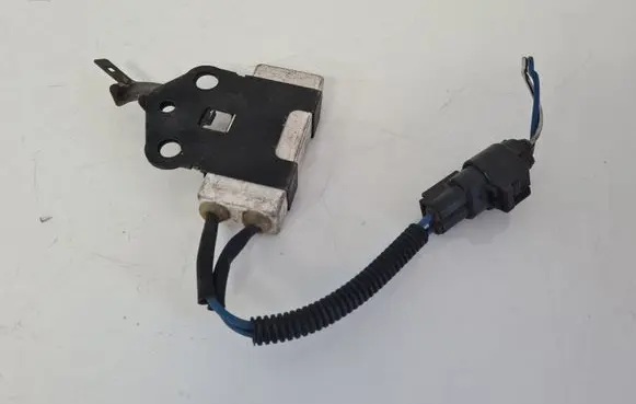Coolant fan relay