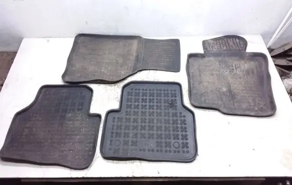 Volkswagen PASSAT B6 Car floor mat set 