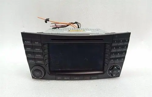 Mercedes-Benz CLS C219 Screen/display/small screen A2118202797