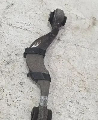 BMW 5 G30 G31 Rear upper control arm/wishbone 6866919 9880810 E110203045