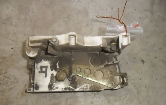Fiat Tipo Rear door lock