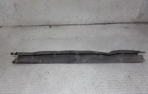 Chrysler Pacifica Intercooler air guide/duct channel 04809432AB