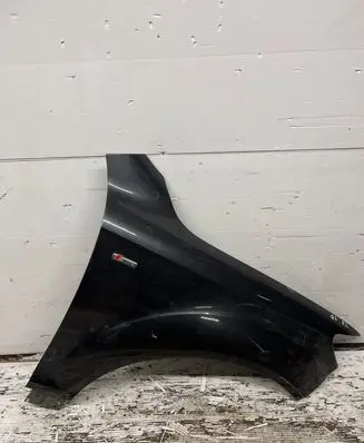 Audi Q7 4L Fender