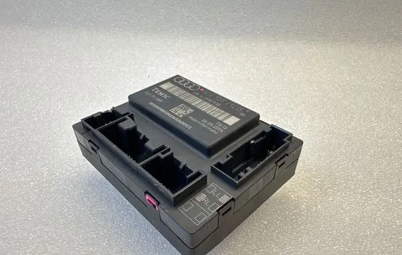 Audi Q7 4L Door control unit/module 4L0959792B 0033TFJ0001 4L0910793B