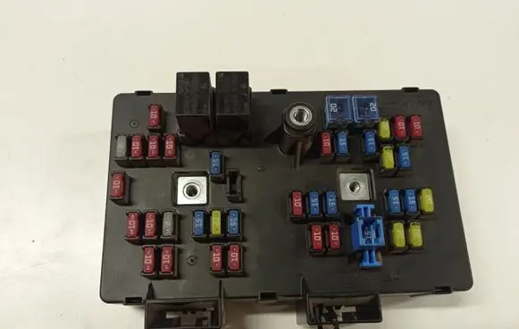 Opel Antara Comfort/convenience module C1015P