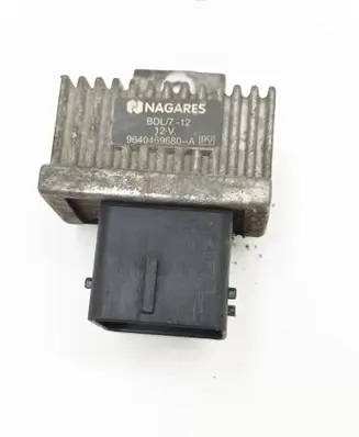 Renault Trafic II (X83) Glow plug pre-heat relay 9640469680A
