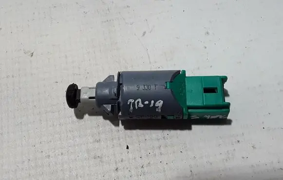 Renault Trafic III (X82) Brake pedal sensor switch 253250007R