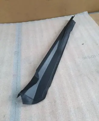 BMW 3 G20 G21 Fender end trim 7419385