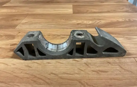 Volkswagen Touareg II Sway bar bush bracket, front 7L0411063B AW6082 0010233770