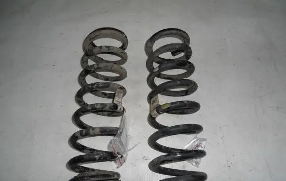 Hyundai i40 Rear coil spring