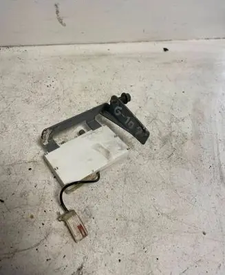 Volvo V70 Aerial antenna amplifier 9459229