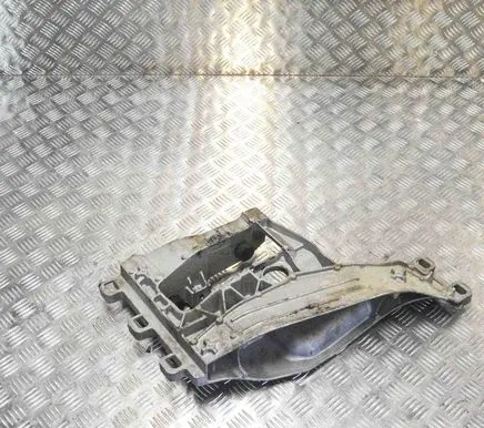 Jaguar F-Pace Gearbox mounting bracket HX736A026DE HX735060DD