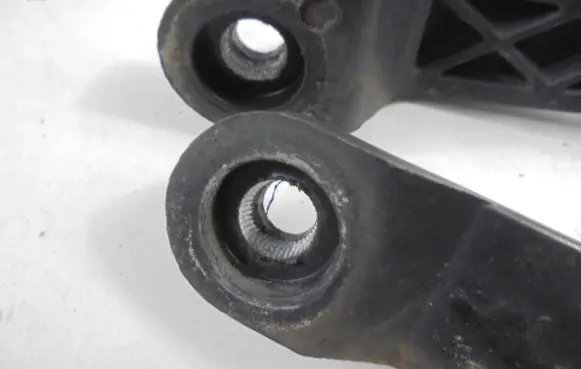 BMW X3 F25 Front wiper blade arm