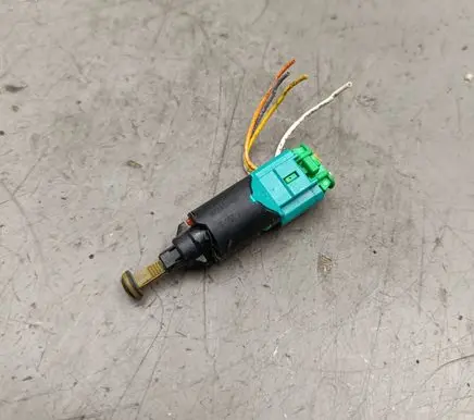Citroen C4 I Brake pedal sensor switch 9650688480