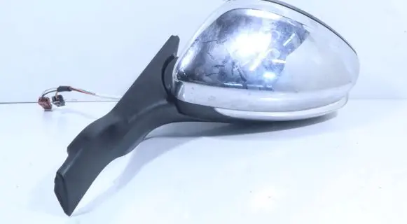 Peugeot 208 I Front door electric wing mirror E2021104