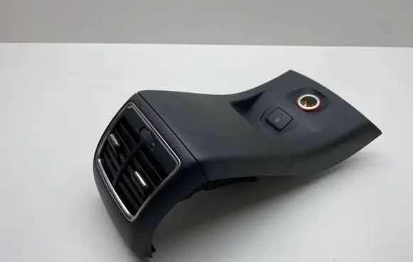 Rear air vent grill