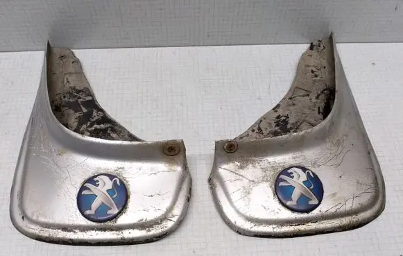 Peugeot 806 Rear mudguard 
