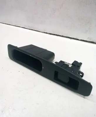 Nissan Qashqai Electric window control switch 82950jd000