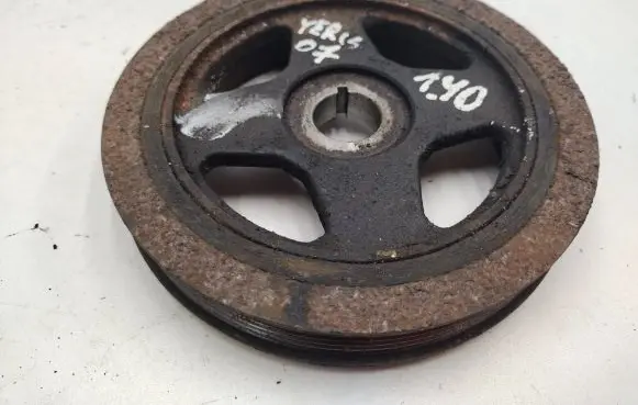 Toyota Yaris Crankshaft pulley