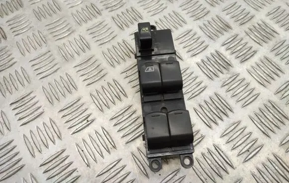 Nissan Qashqai Electric window control switch 25401JD00B