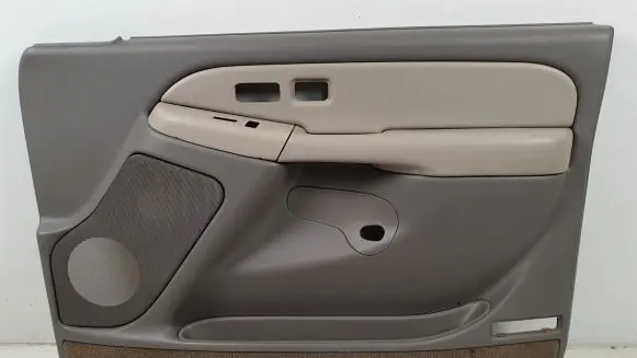 Chevrolet Tahoe Front door card panel trim 15766633