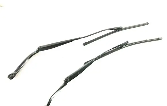 Ford Mustang VI Windshield/front glass wiper blade GR3B17C495BB GR3B17B589BA W000062863