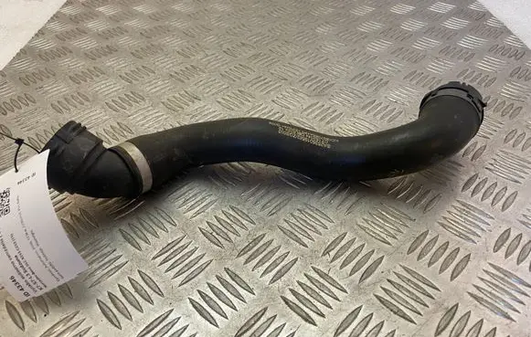 Mercedes-Benz GLC X253 C253 Engine coolant pipe/hose A2535019582