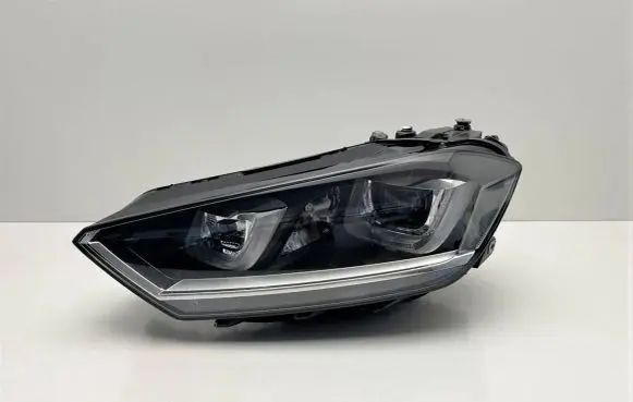 Volkswagen Golf Sportsvan Headlight/headlamp 517941033B 90056398 88711F231L0E3D