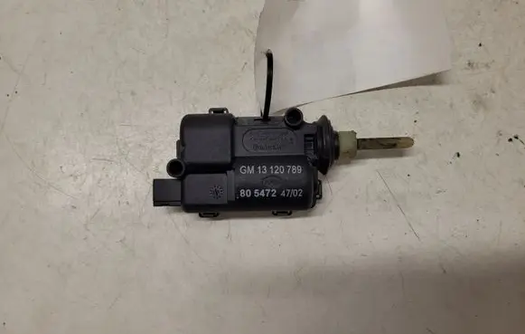 Fuel tank cap lock motor