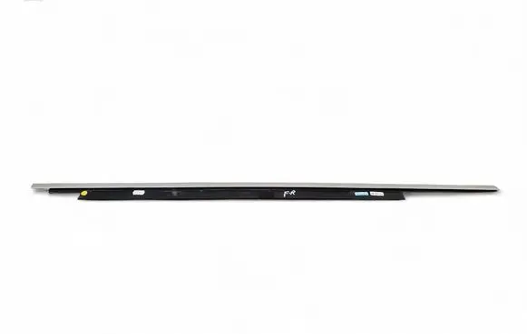 Audi Q3 8U Front door glass trim molding 8U0853283 8U0853284