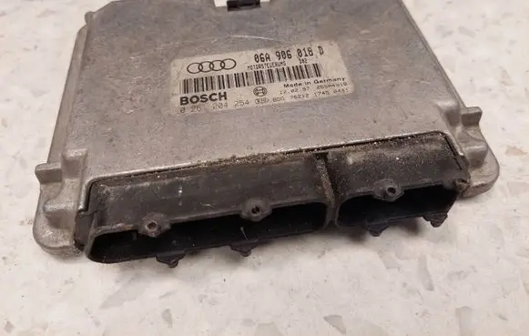 Volkswagen Caddy Engine control unit/module 0261204254 06A906016D