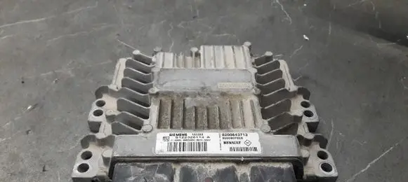 Renault Megane II Engine control unit/module ECU S122326114A