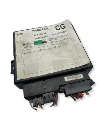 Opel Zafira A Comfort/convenience module 90564349 40505441008 PA6GF106B20