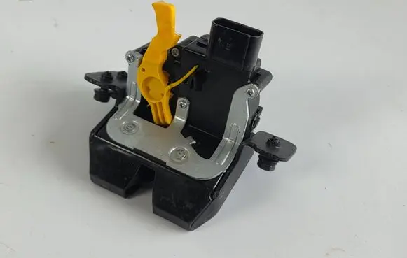 KIA Ceed Tailgate lock latch 