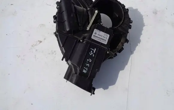 Interior heater climate box assembly