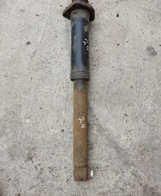 Land Rover Range Rover L322 Rear shock absorber/damper 6753057