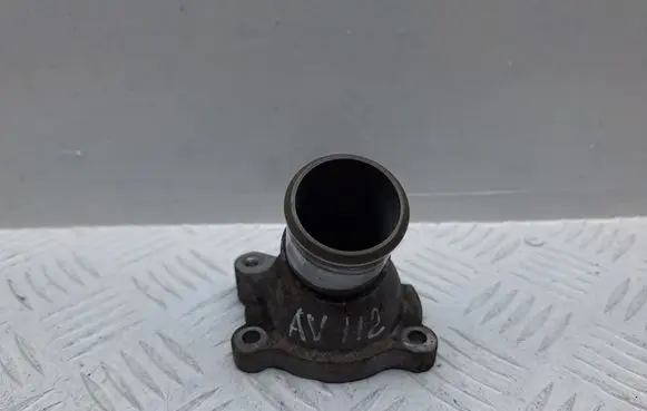 Toyota Avensis T250 Thermostat housing 1632126010
