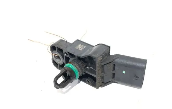 Audi A3 S3 8V Air pressure sensor 038906051R