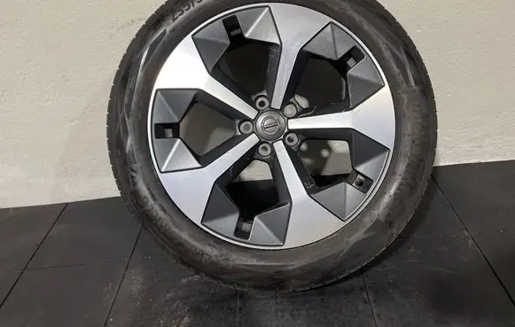 Volvo XC40 R19 alloy rim 32327146