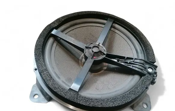 Volvo S60 Parcel shelf speaker 9472300